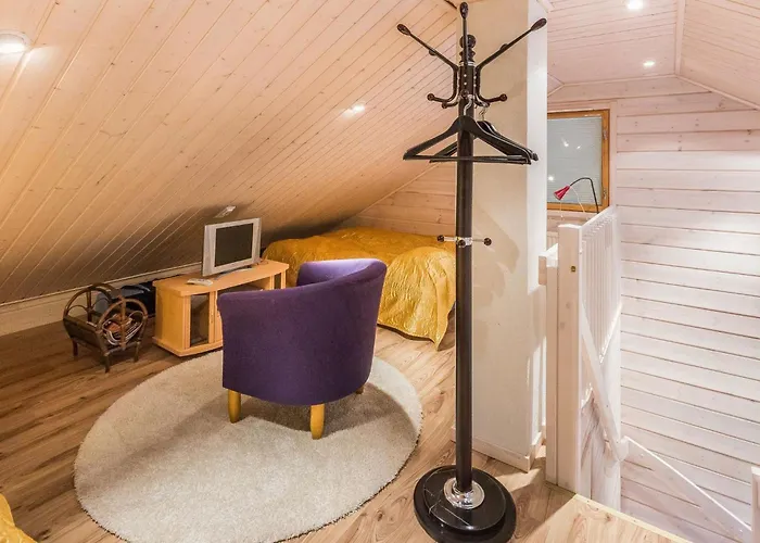 別荘 Yllaeksen Sirppikuu 2 By Interhome