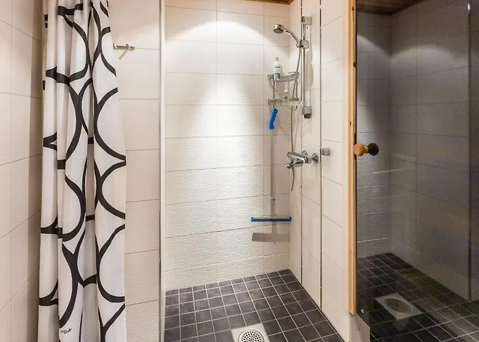 Yllaeksen Sirppikuu 2 By Interhome